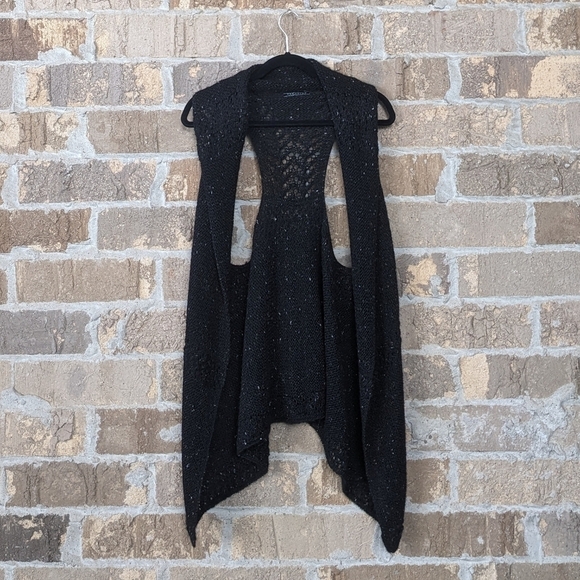 Peruvian Connection Speckled Black Alpaca Sleeveless Shawl Vest Knit Sweater - Picture 1 of 7
